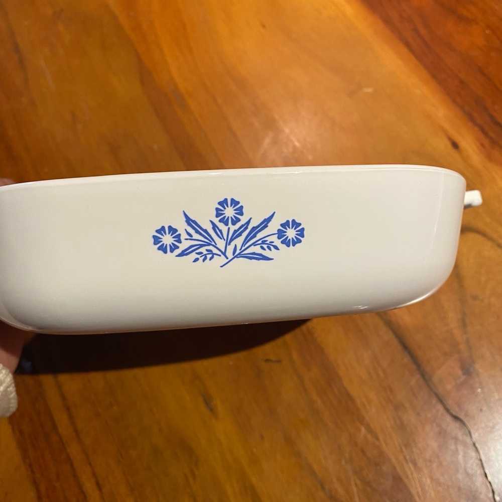 Corningware blue cornflower 9 inch casserole dish with‎ lid